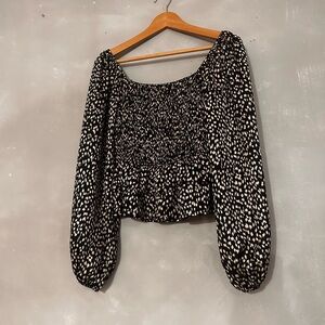 HAZEL HEART | Black Cream Smocked Long Sleeve Top ruffles on or off shoulder -S